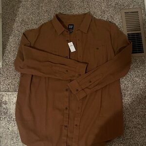 GAP Men's Casual Brown Button Down Shirt
